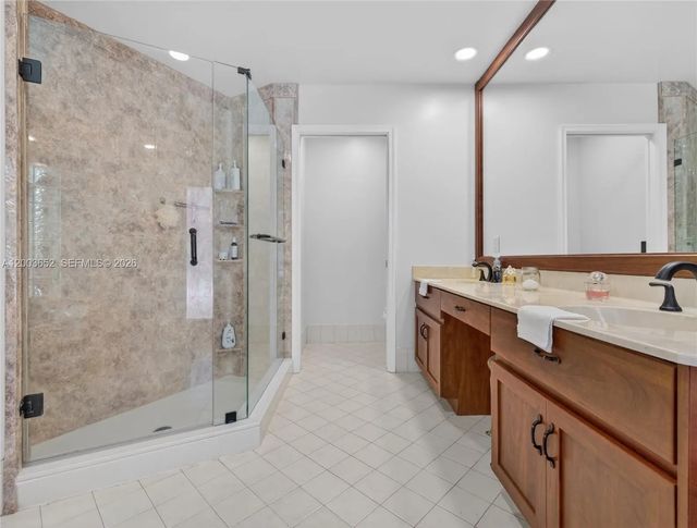 5 of 96 - 1025 Creekford Drive, Weston, FL