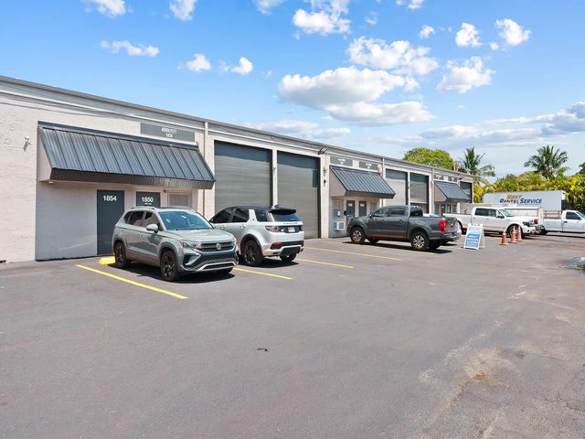 1842 Nw 38th Avenue, Lauderhill