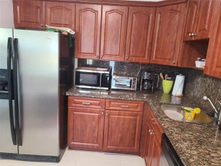 Photo of Listing #B26017424