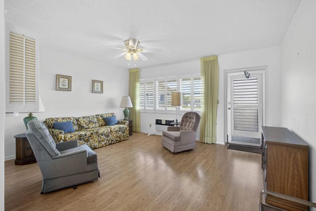 5 of 34 - 225 Bedford I #225, West Palm Beach, FL