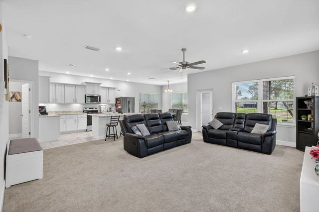 5 of 40 - 674 Ne Turtleback Trail, Port St. Lucie, FL