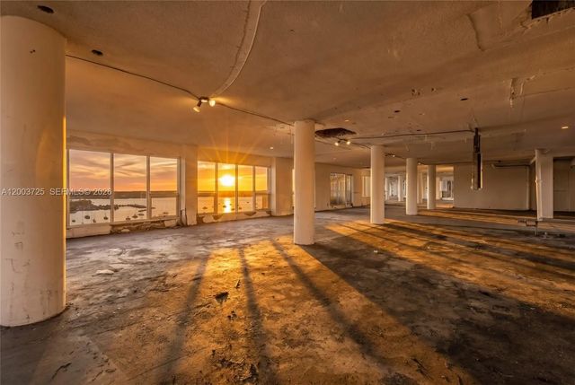 7904 West Drive #penthouse, North Bay Village