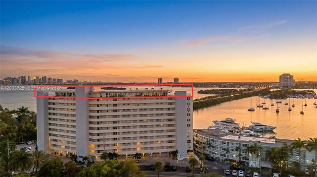 3 of 25 - 7904 West Drive #penthouse, North Bay Village, FL