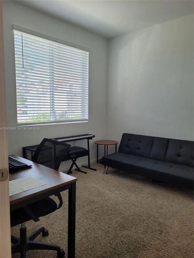 4 of 33 - 1015 Se 24th Terrace, Homestead, FL