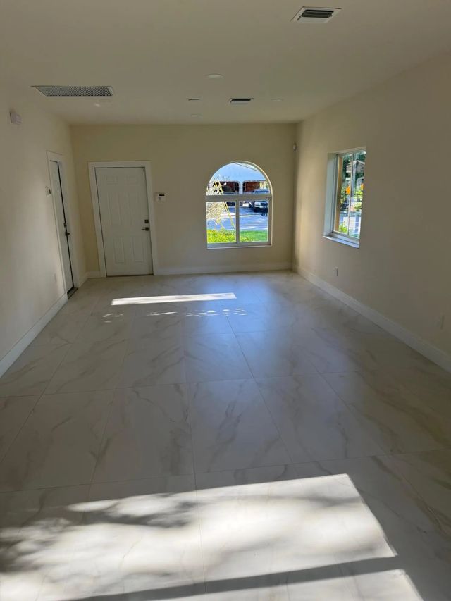 2 of 12 - 2999 Nw 9th Street, Fort Lauderdale, FL