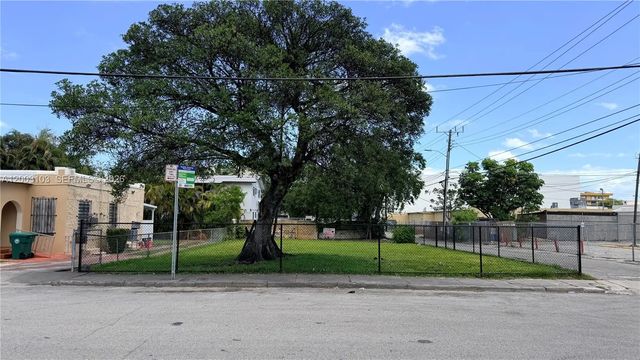 2 of 6 - 33 Nw 21st Avenue, Miami, FL