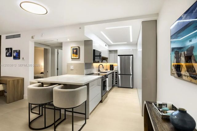 4 of 23 - 2501 S Ocean Drive #833, Hollywood, FL