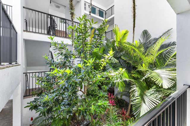 3 of 30 - 1212 Se 2nd Court #303, Fort Lauderdale, FL