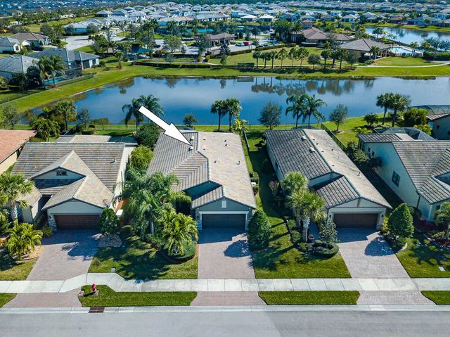221 Se Longview Drive, Port St. Lucie