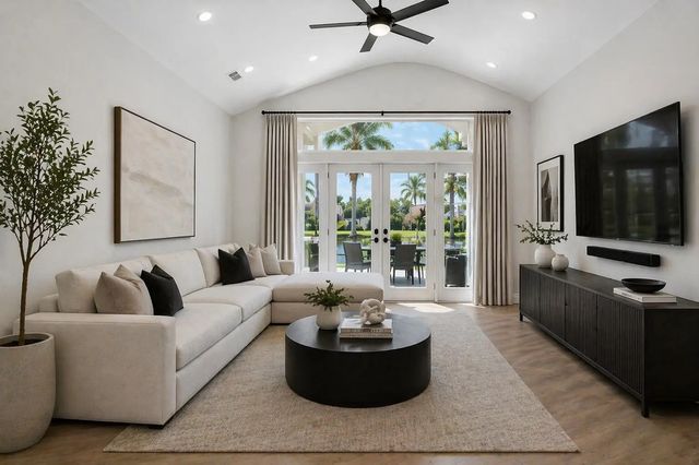 4 of 53 - 7528 Tarpon Cove Circle, Lake Worth, FL