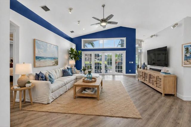 5 of 53 - 7528 Tarpon Cove Circle, Lake Worth, FL