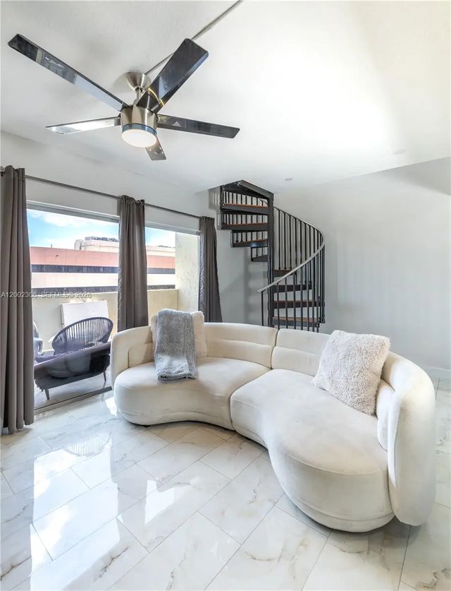 300 Nw 42nd Avenue #610, Miami