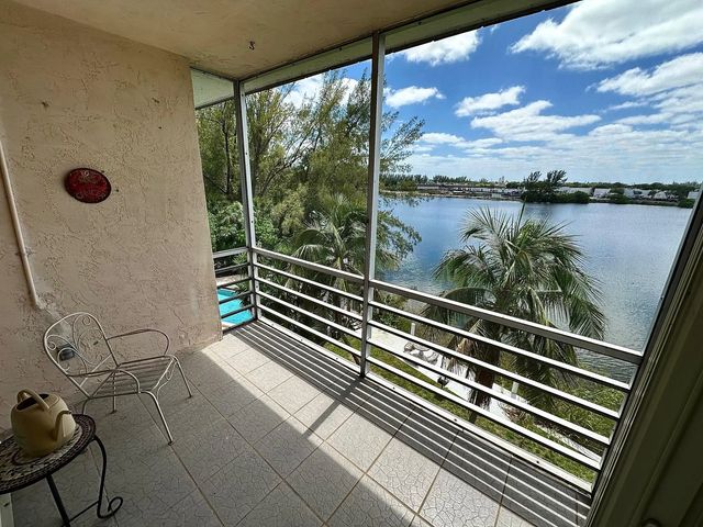4311 Crystal Lake Drive #407, Deerfield Beach
