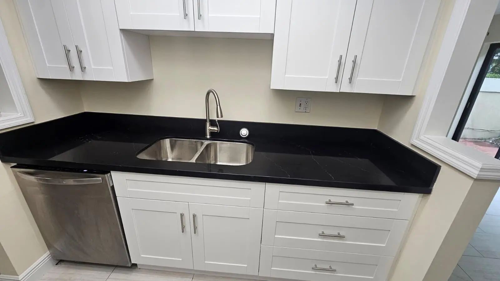 8801 W Sample Road #11, Coral Springs
