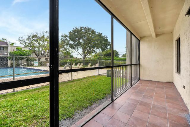 2 of 12 - 150 Pineview Road #f3, Jupiter, FL