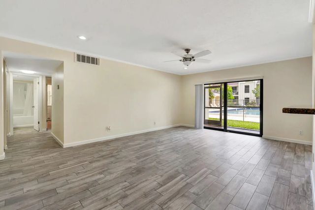 3 of 12 - 150 Pineview Road #f3, Jupiter, FL