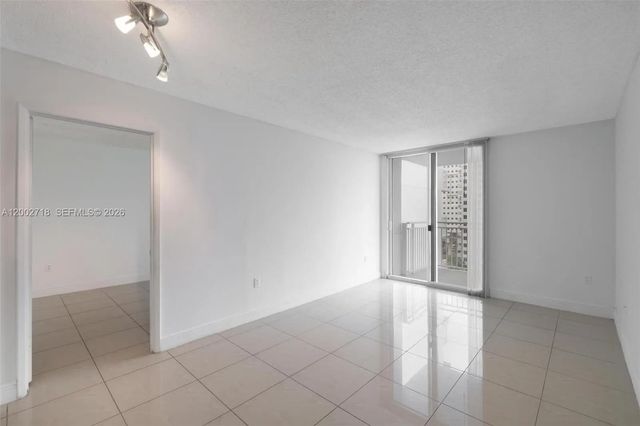 2 of 23 - 800 N Miami Avenue #e-1110, Miami, FL