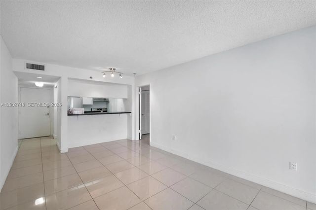 3 of 23 - 800 N Miami Avenue #e-1110, Miami, FL