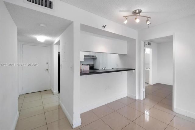 4 of 23 - 800 N Miami Avenue #e-1110, Miami, FL