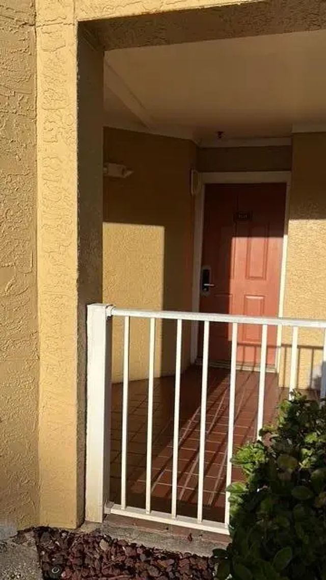 3 of 27 - 6337 Parc Corniche Dr Drive #2111, Orlando, FL