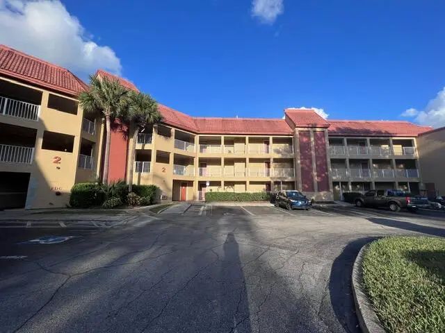 4 of 27 - 6337 Parc Corniche Dr Drive #2111, Orlando, FL