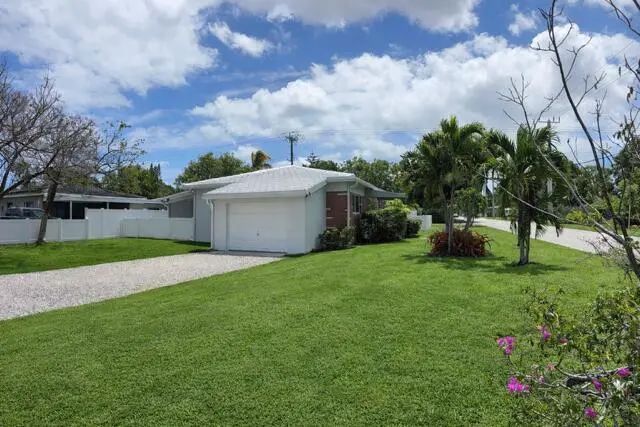 2 of 22 - 1107 S 15th Avenue, Hollywood, FL
