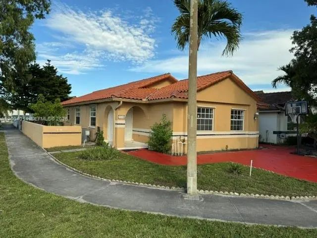 3 of 26 - 7599 W 4th Court, Hialeah, FL