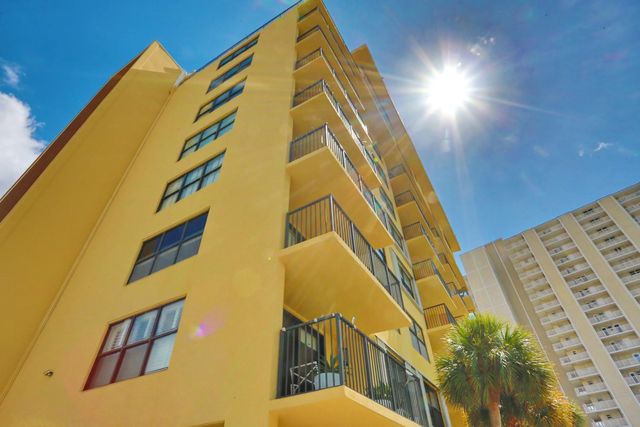 4 of 40 - 801 N Ocean Boulevard #803, Pompano Beach, FL