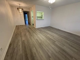 Photo of Listing #B26017773