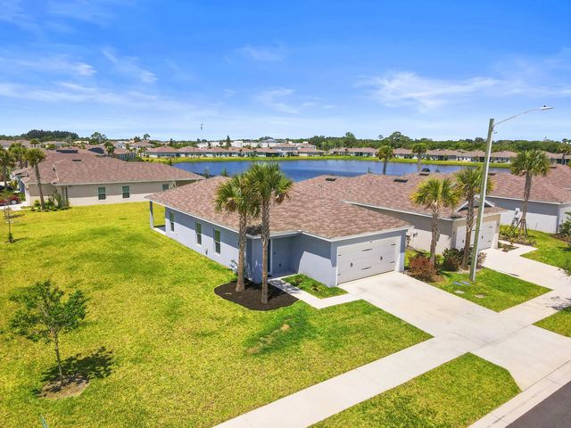 521 Cherimoya Street, Fort Pierce