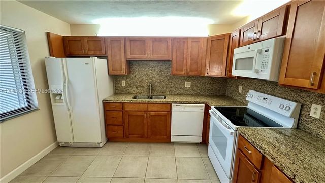3 of 17 - 16210 Laurel Drive #203, Weston, FL
