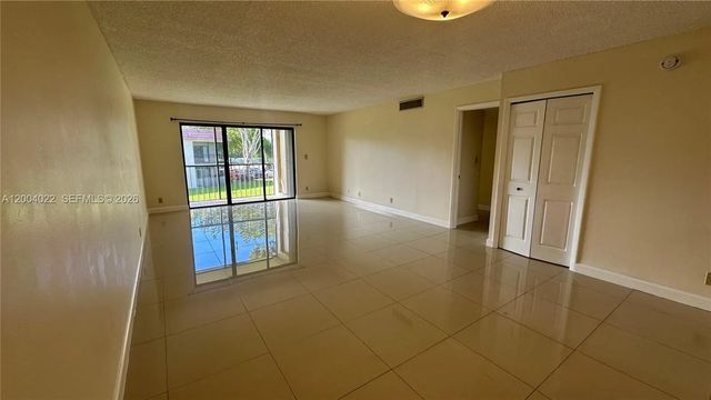 4 of 17 - 16210 Laurel Drive #203, Weston, FL