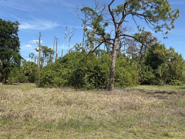 480 Longley Drive, Port Charlotte