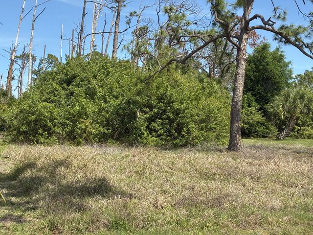2 of 4 - 480 Longley Drive, Port Charlotte, FL