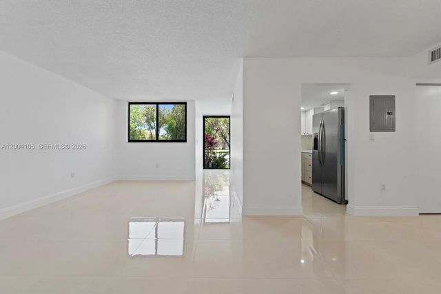 2 of 27 - 9440 W Flagler Street #106, Miami, FL