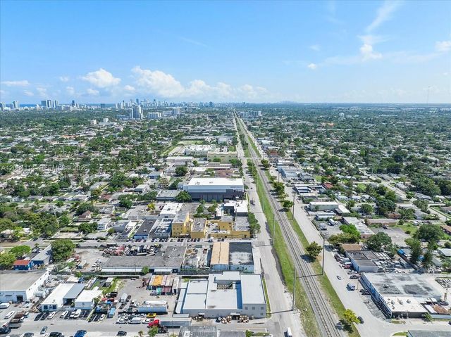 2 of 3 - 2040 Liberty Street, Hollywood, FL