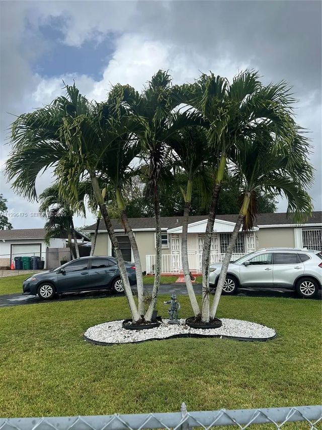 2 of 27 - 14851 Sw 307, Homestead, FL