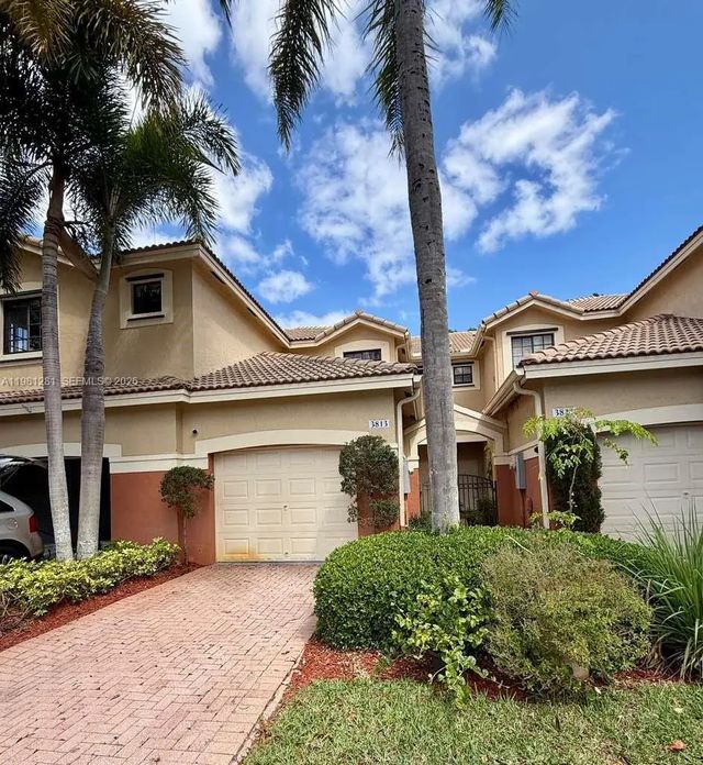 3813 Tree Top Drive, Weston