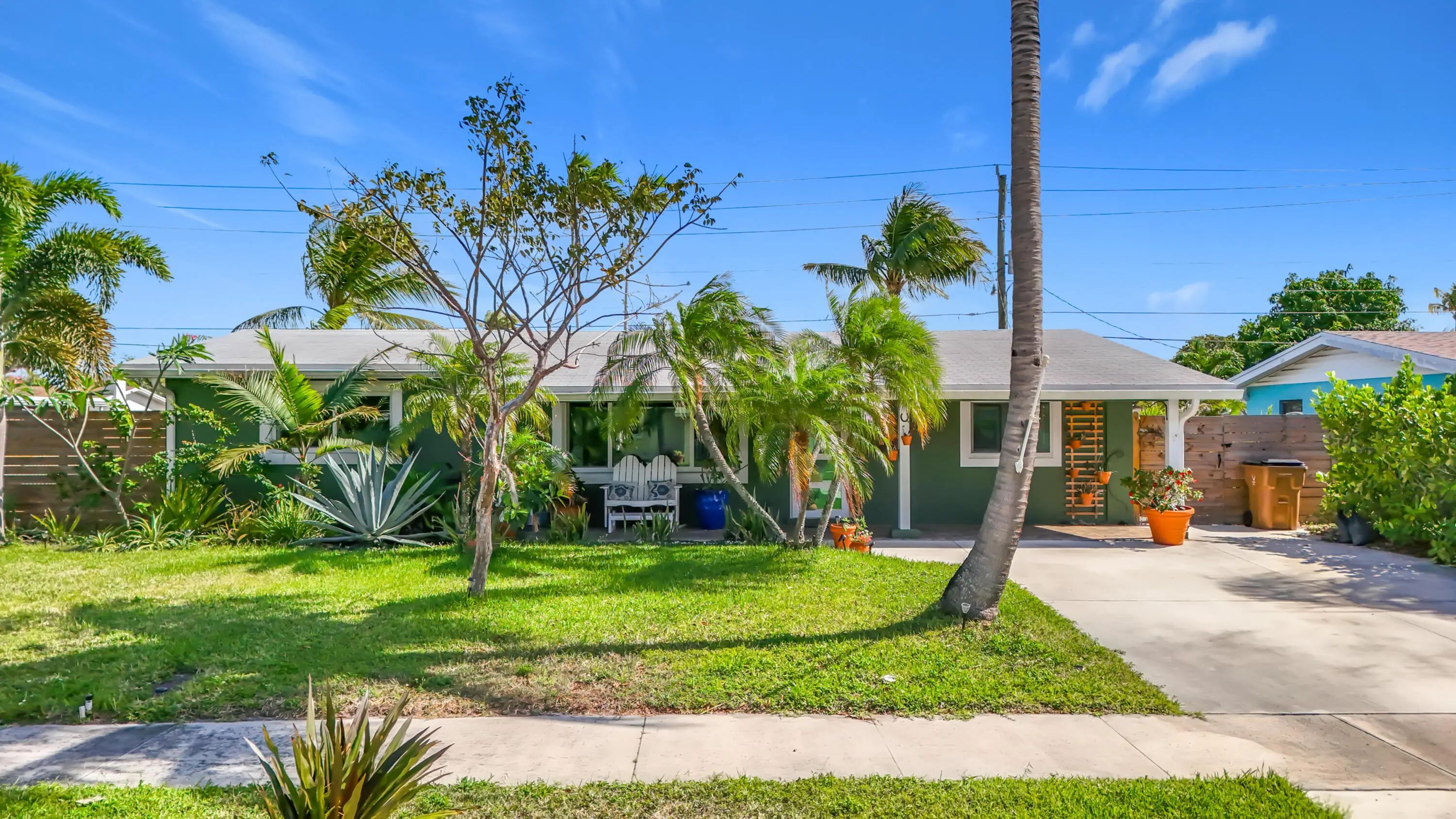 6 Se 10th Court, Deerfield Beach