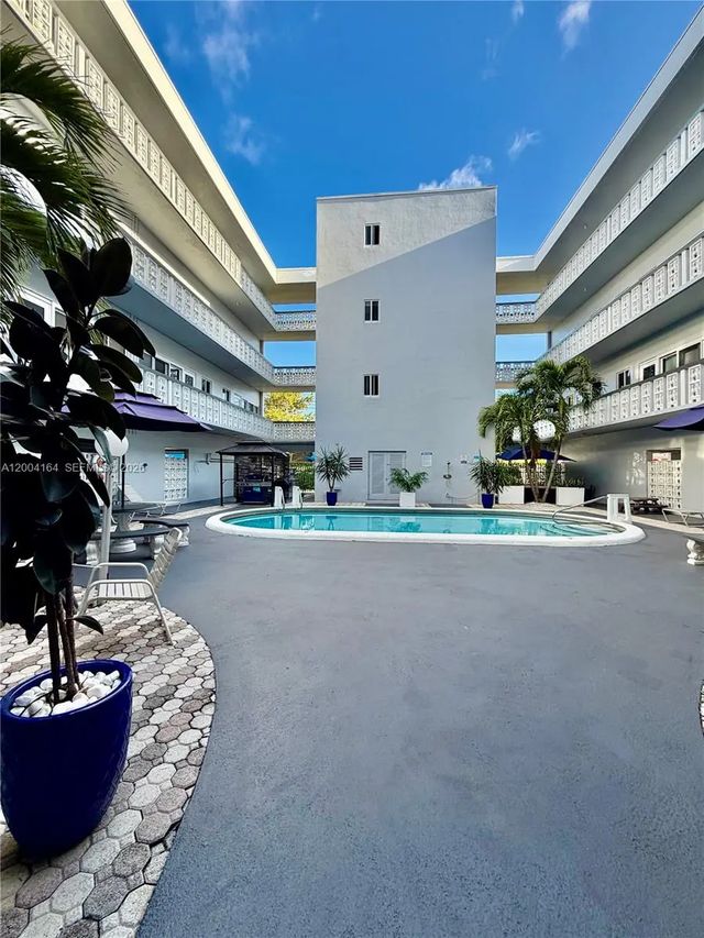 1818 Rodman Street #3a, Hollywood