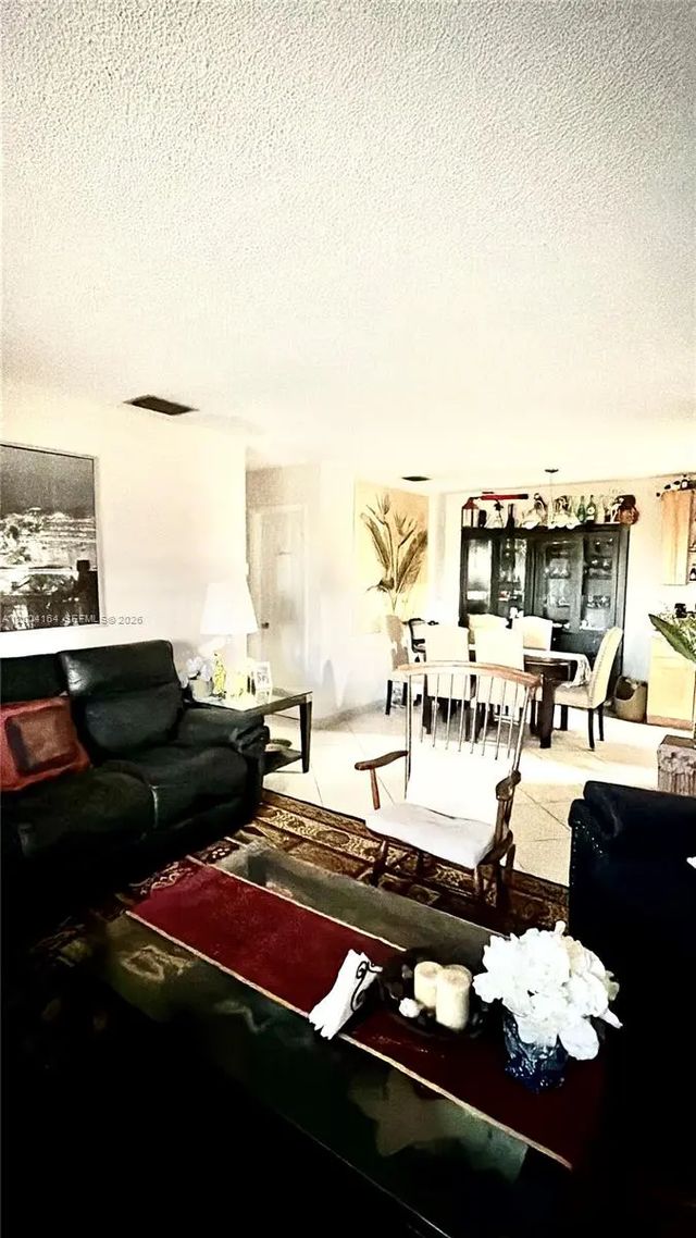 4 of 10 - 1818 Rodman Street #3a, Hollywood, FL