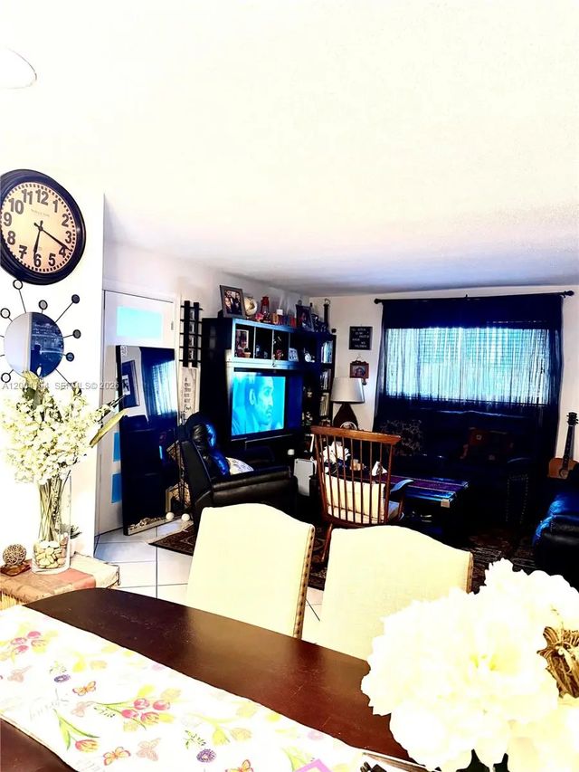 5 of 10 - 1818 Rodman Street #3a, Hollywood, FL