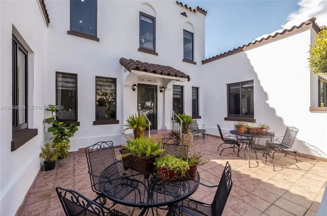 3 of 20 - 2152 Sw 10th Street, Miami, FL