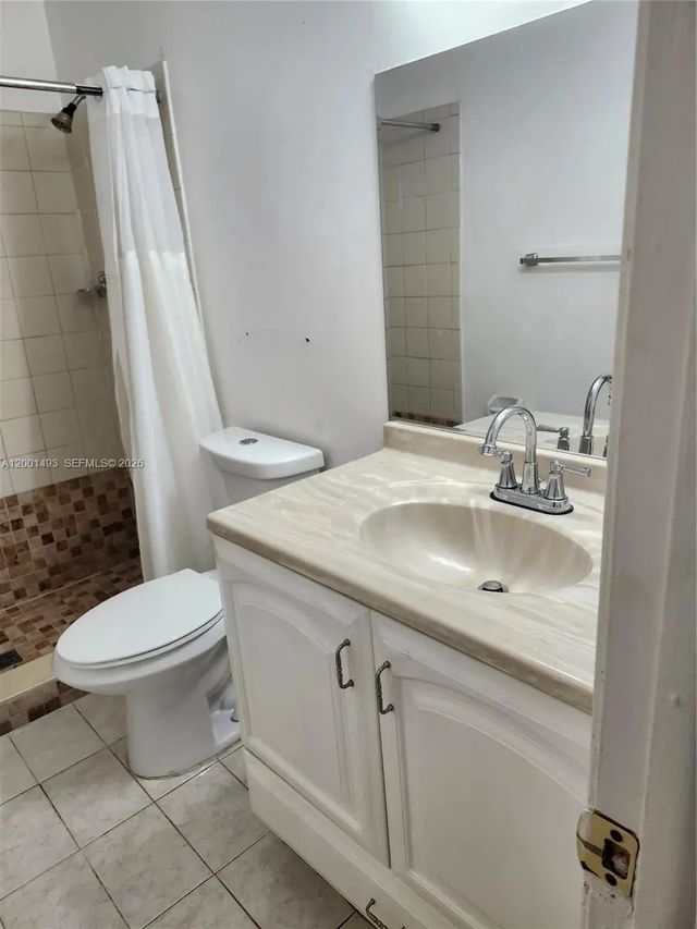5 of 14 - 11219 Sw 88th Street #205c, Miami, FL