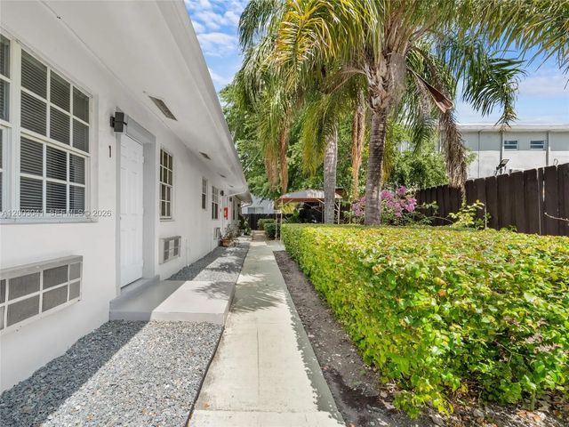3 of 30 - 571 Ne 67th Street, Miami, FL