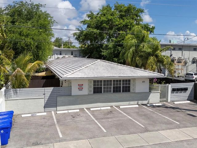 4 of 30 - 571 Ne 67th Street, Miami, FL