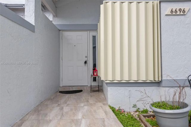 5 of 32 - 6696 Sw 152nd Place #27-96, Miami, FL