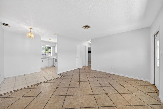 5 of 24 - 121 Nw 56th Court #1-2, Oakland Park, FL