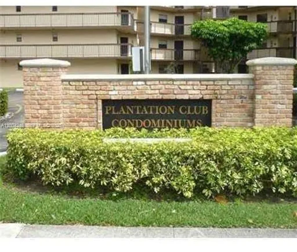 6555 W Broward Boulevard #111, Plantation
