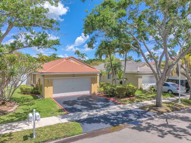 2 of 44 - 1600 Salerno Circle, Weston, FL